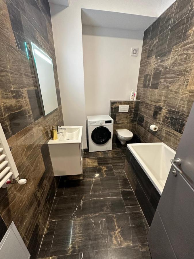 Industrial Touch - Designed Apartamento Iasi Exterior foto